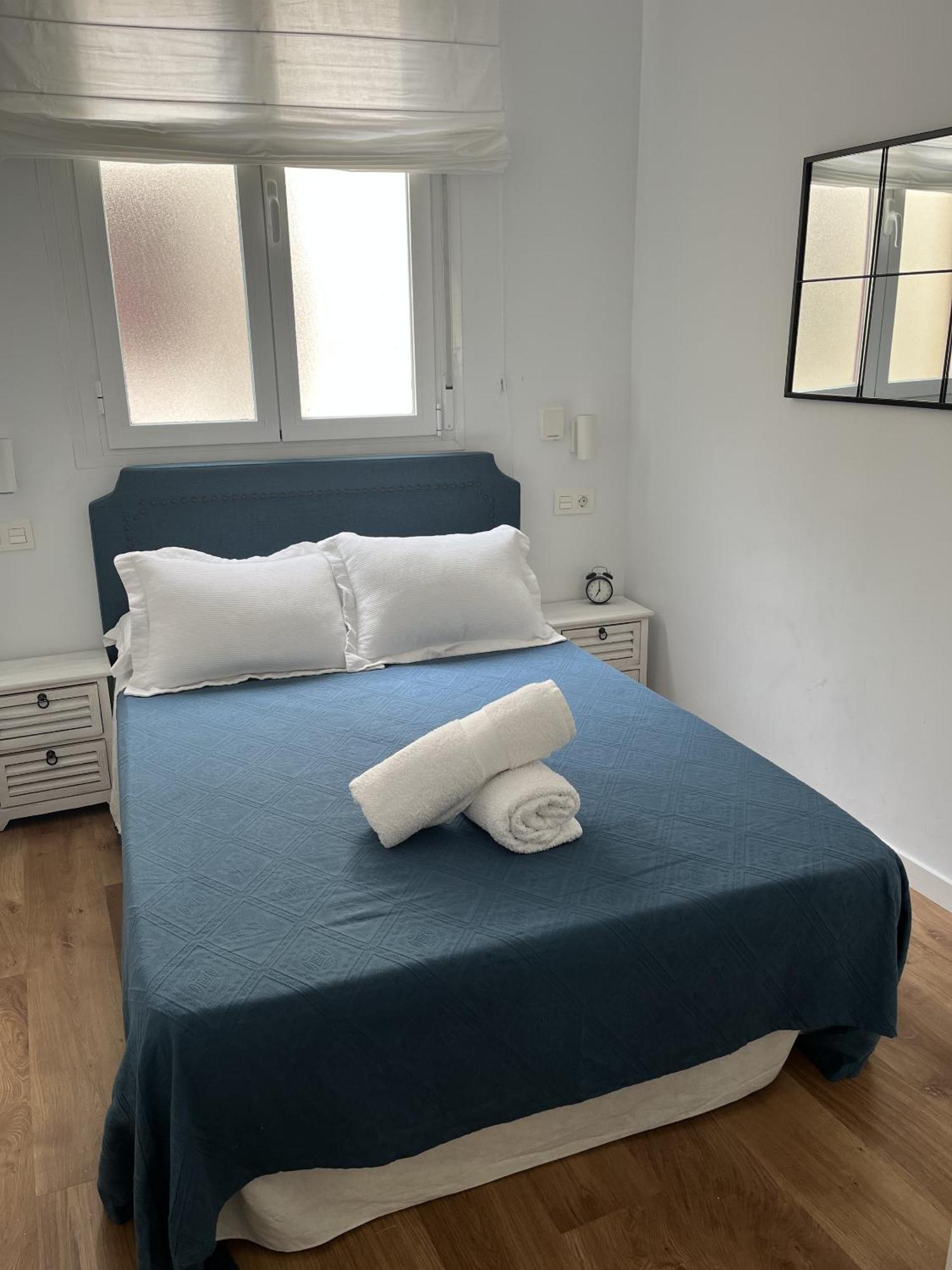Dplace To Be - Amazing Apartments In Historic Center Madrid Værelse billede